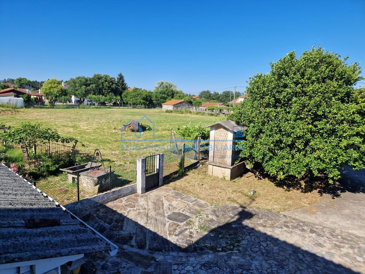 Foto 6 SE VENDE CASA CON GRAN PARCELA EN TOMIÑO