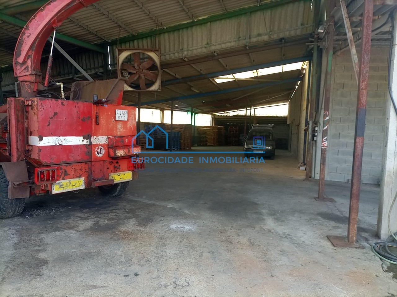 Foto 6 SE VENDE PARCELA CON NAVE INDUSTRIAL